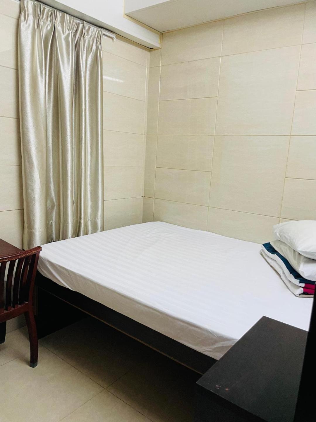 Johnson Wisma tamu Hong Kong