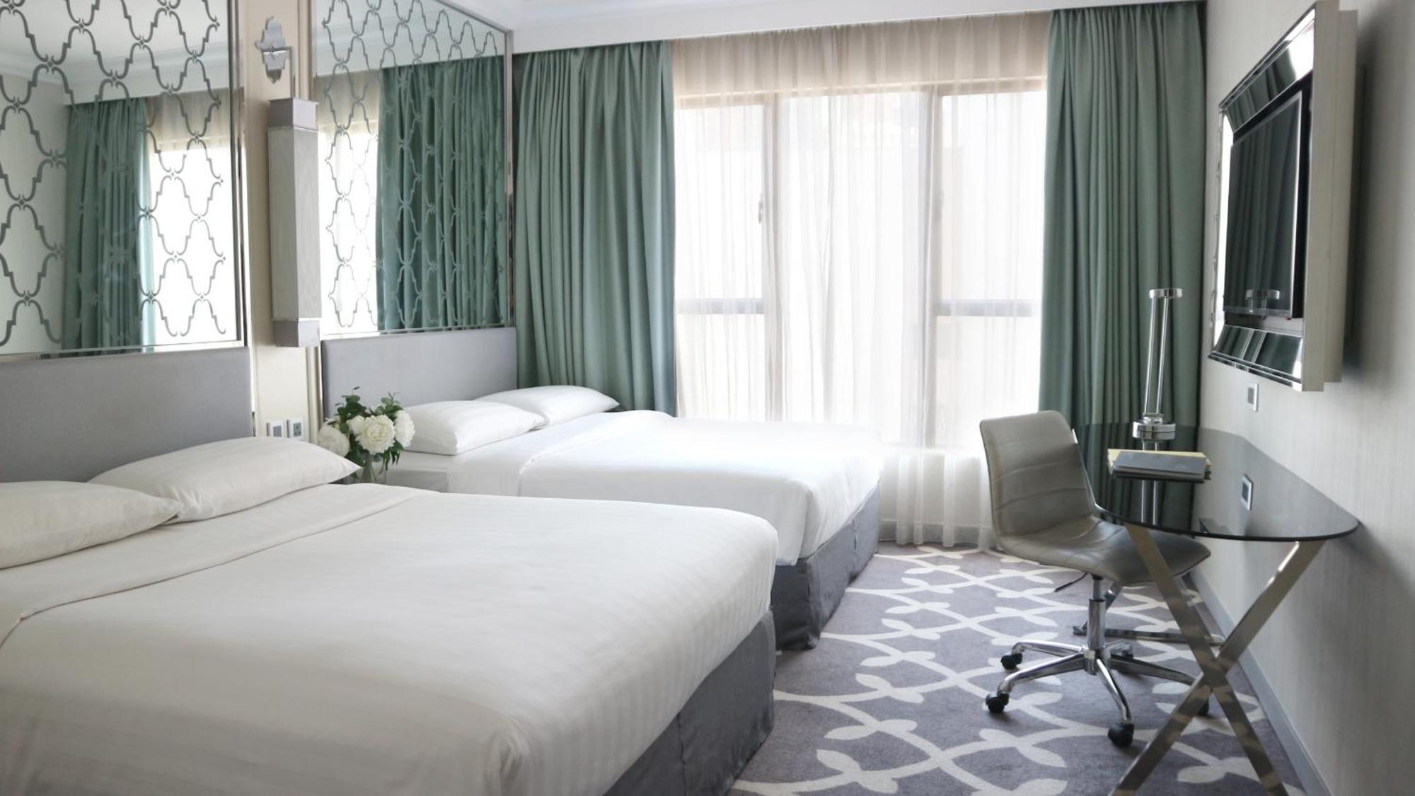 Dorsett Wanchai, Khách sạn