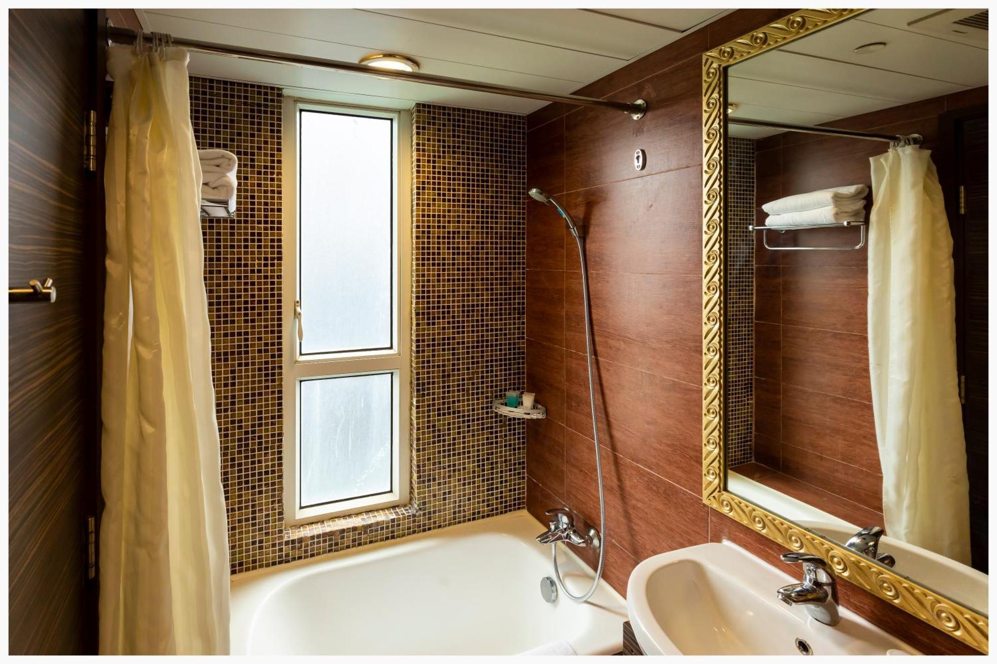 Ramada Grand Tsim Sha Tsui Hotel Hong Kong
