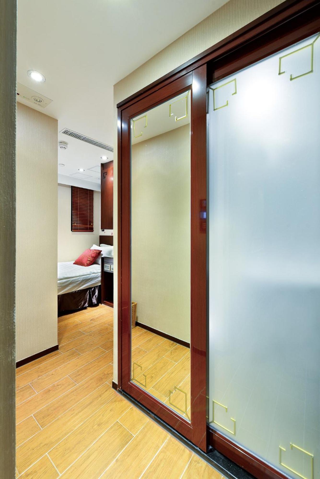 The Shai Red - Formerly Mingle In The Shai Hotel 3*