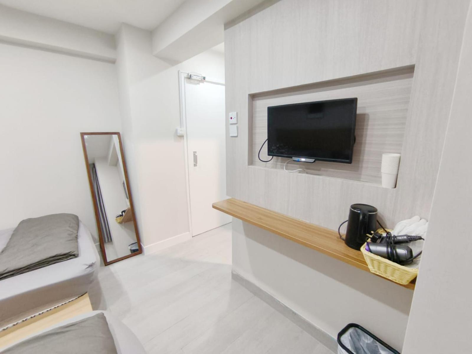 Nap Hella Capsule hotel