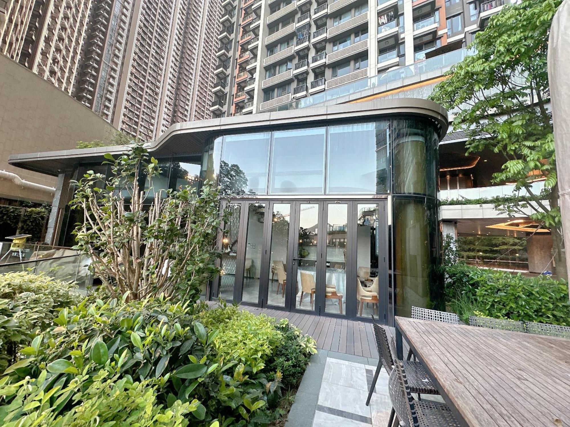 香港將軍澳歐式風格3房2廳高級公寓 *