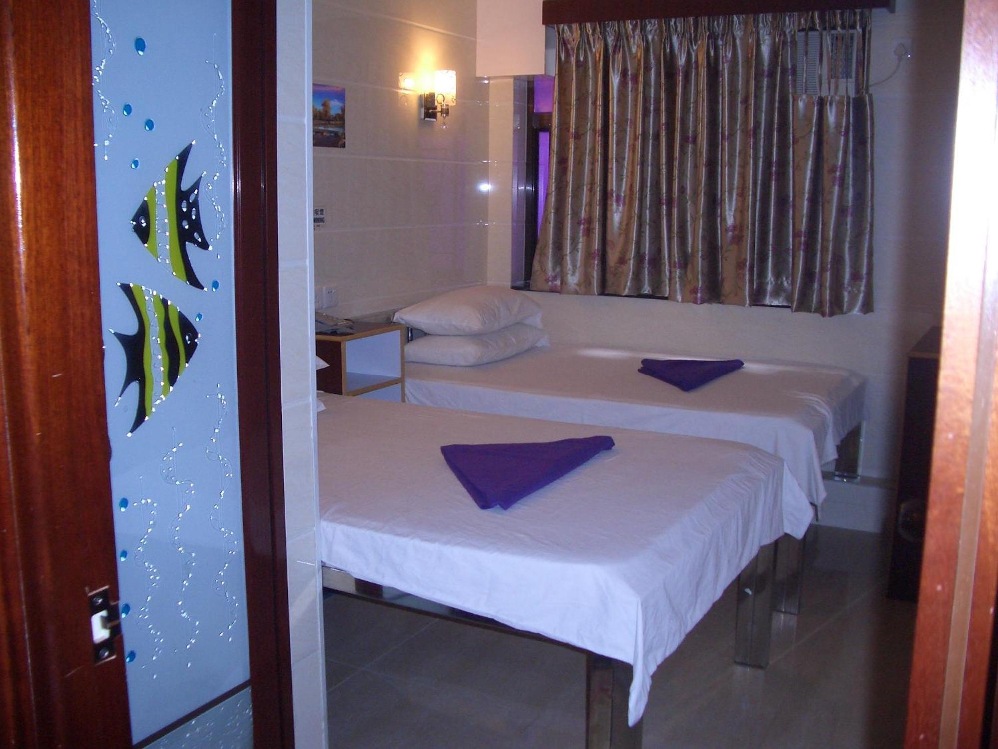 Guest house Maple Leaf