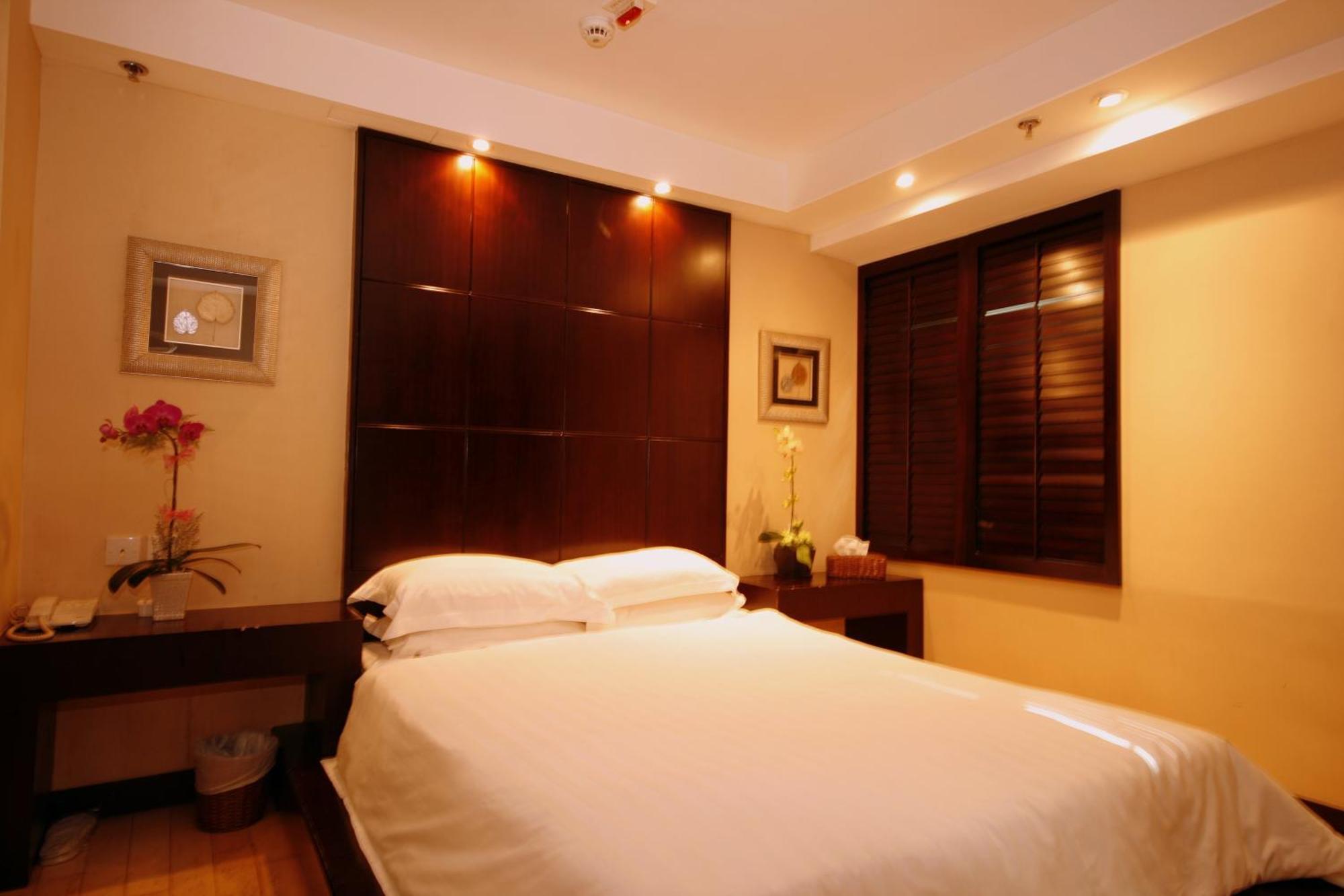 Hotel Mingle At The Eden 3*