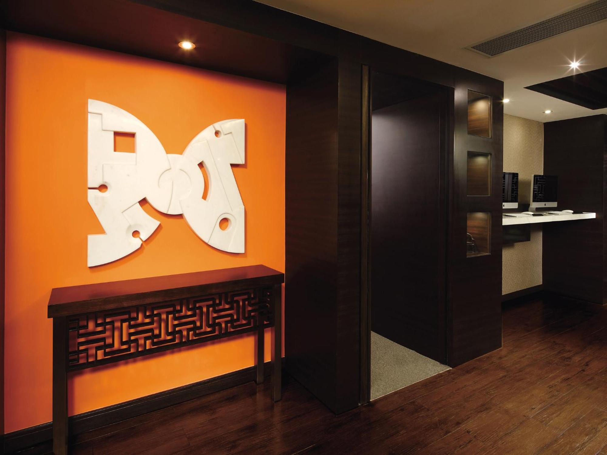 Khách sạn Butterfly On Wellington, 4*