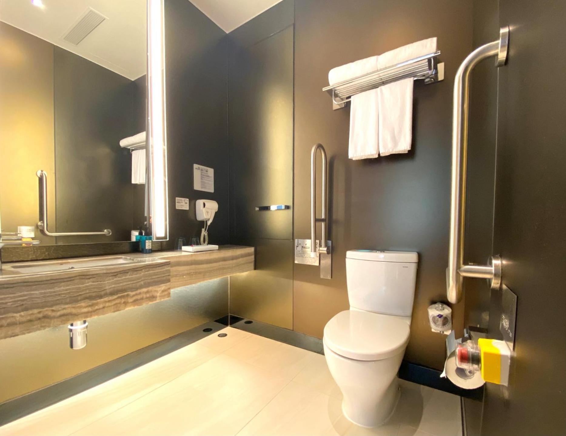 Express Kowloon Cbd2 By Ihg Hotel