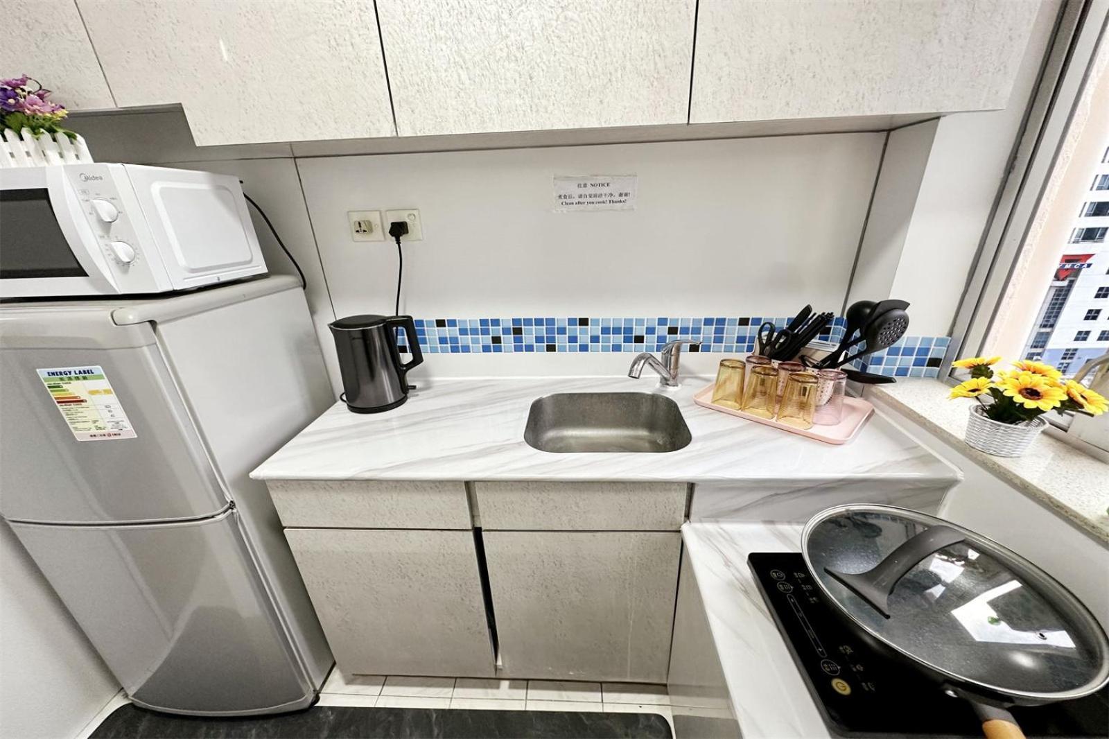 Apartment Fantastic Queen Beds, 4rms Beside Mtr Grand 14ppls 2 Bathrm