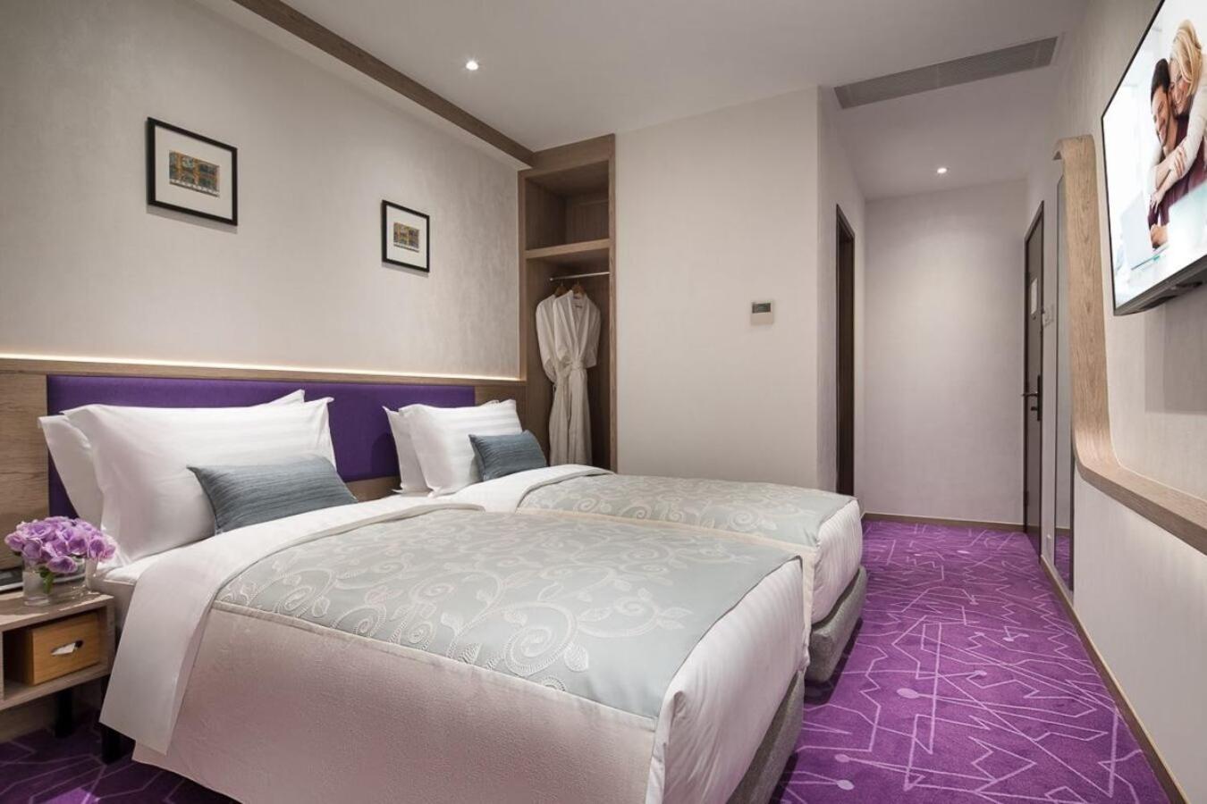 Purple Hotel 4*