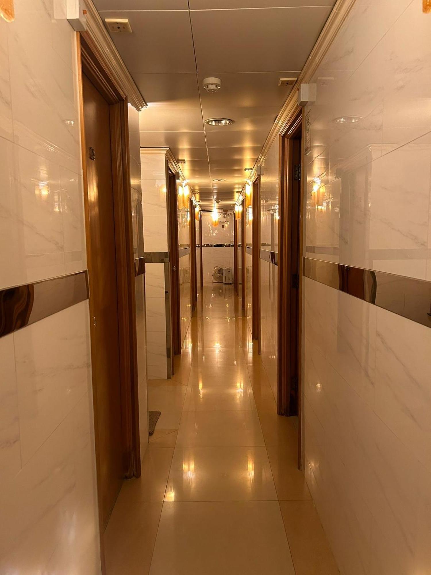 Holiday Guest House Hong Kong