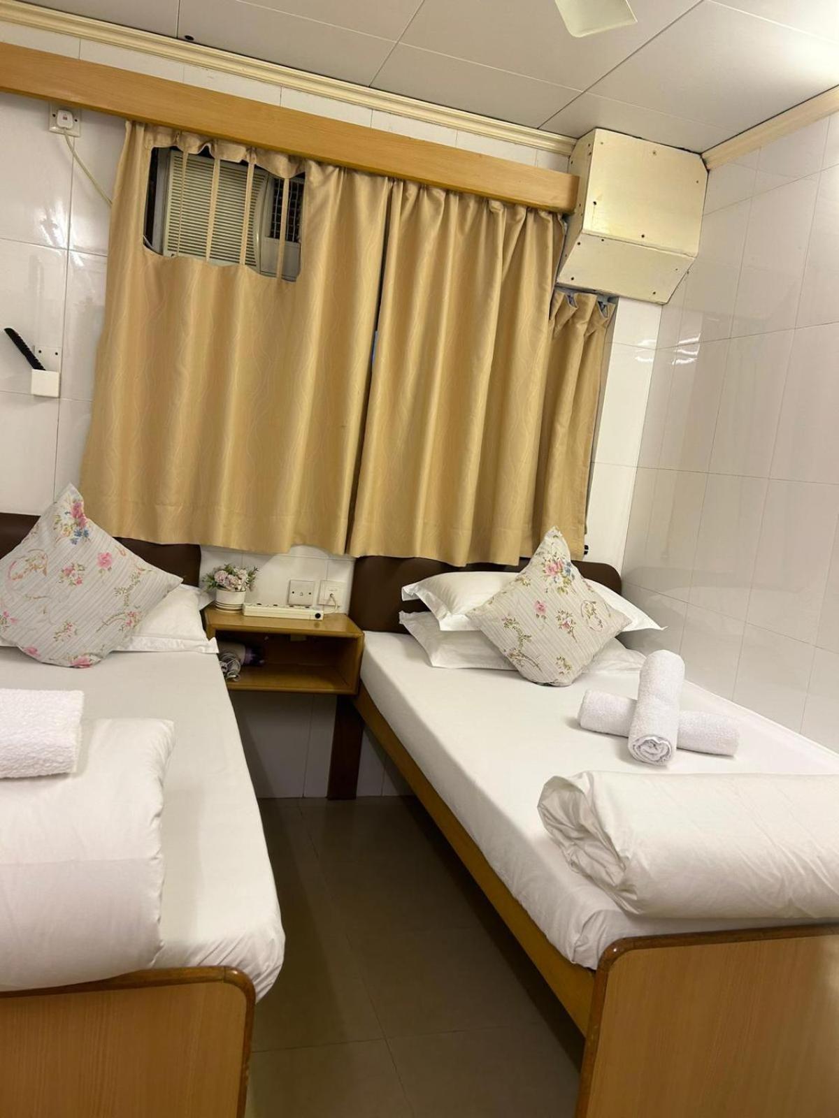 Holiday Guest House Guest house *