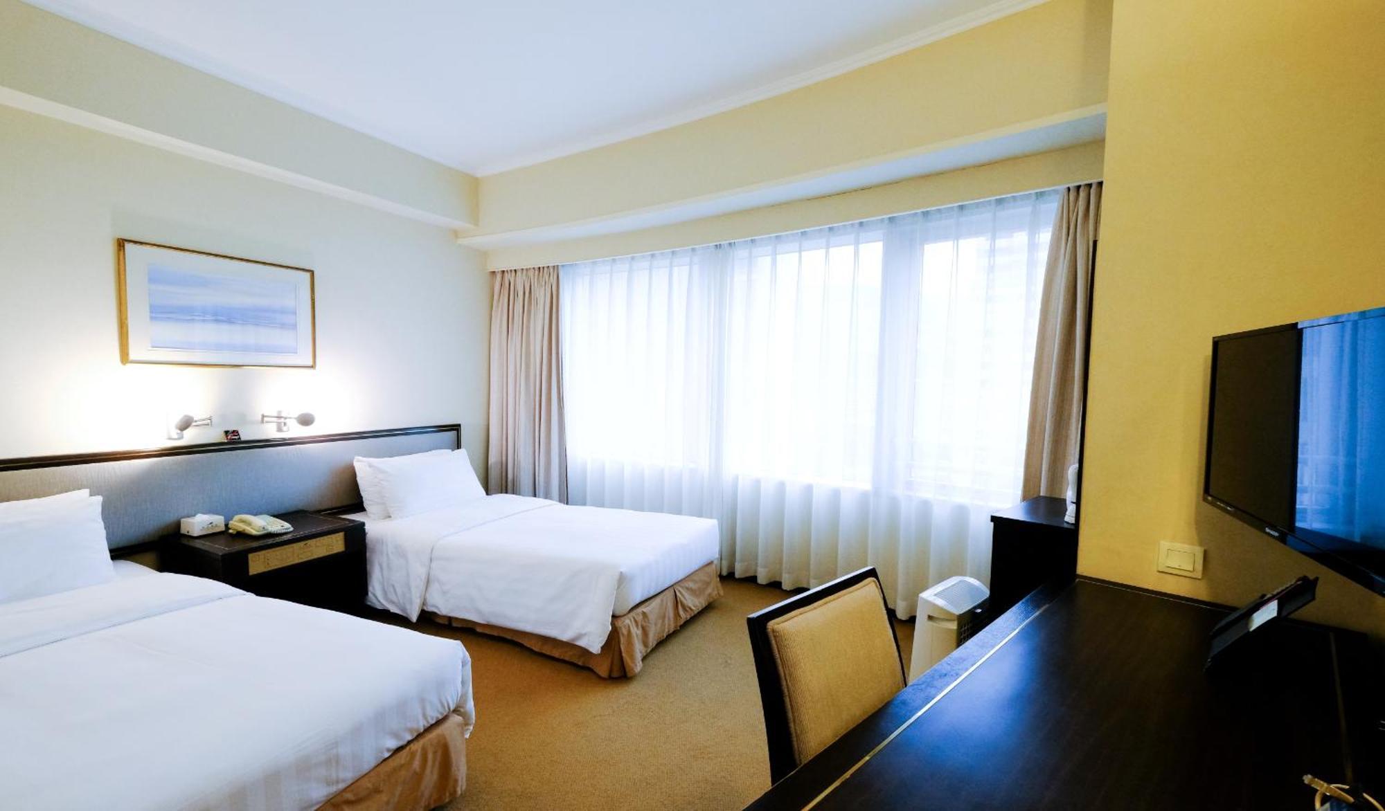 Hotel South Pacific 4*