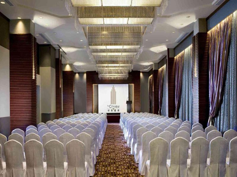 Hotel The Cityview - Chinese Ymca Of 4*