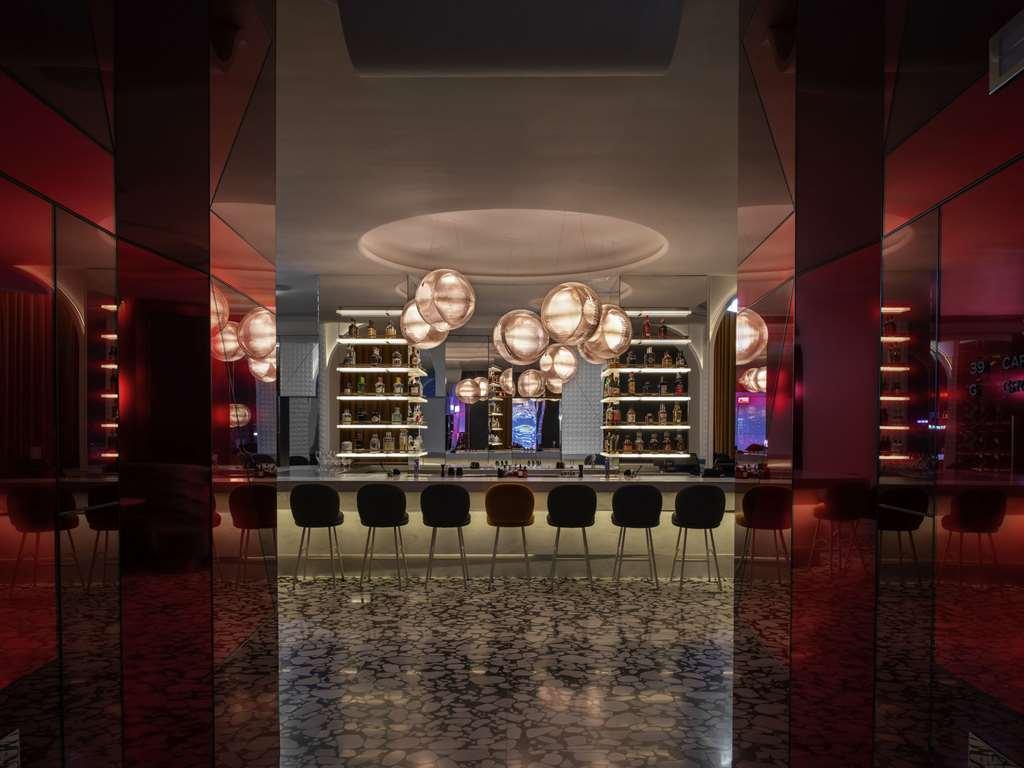 Hotel Mondrian