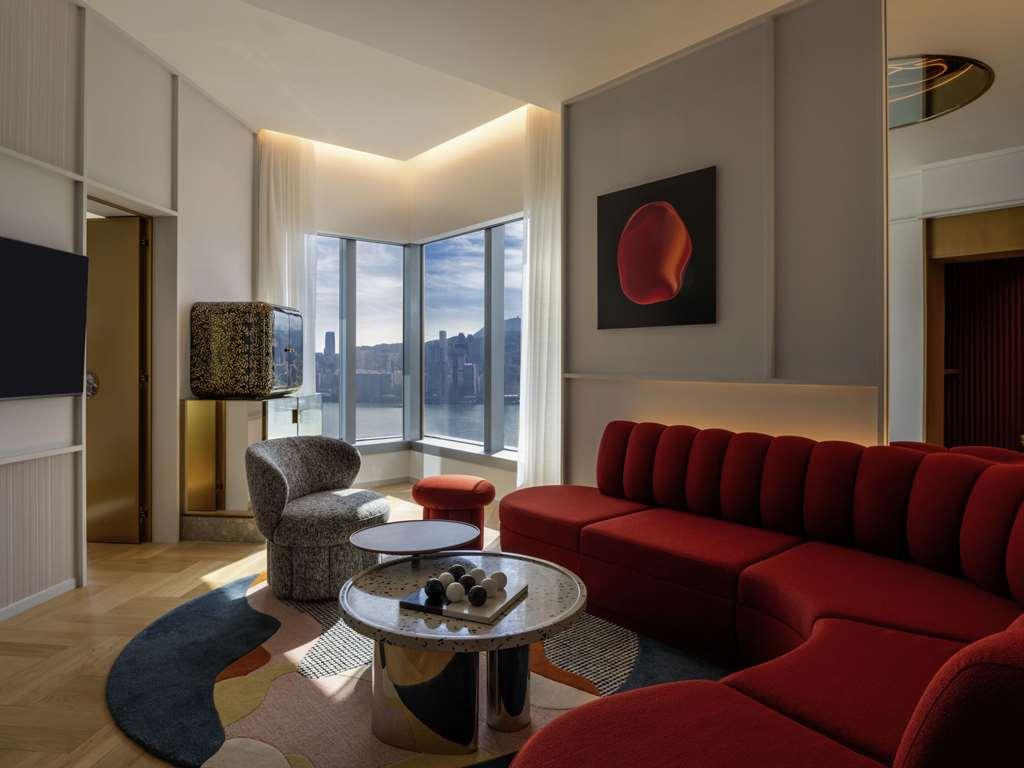 Mondrian Hotel *