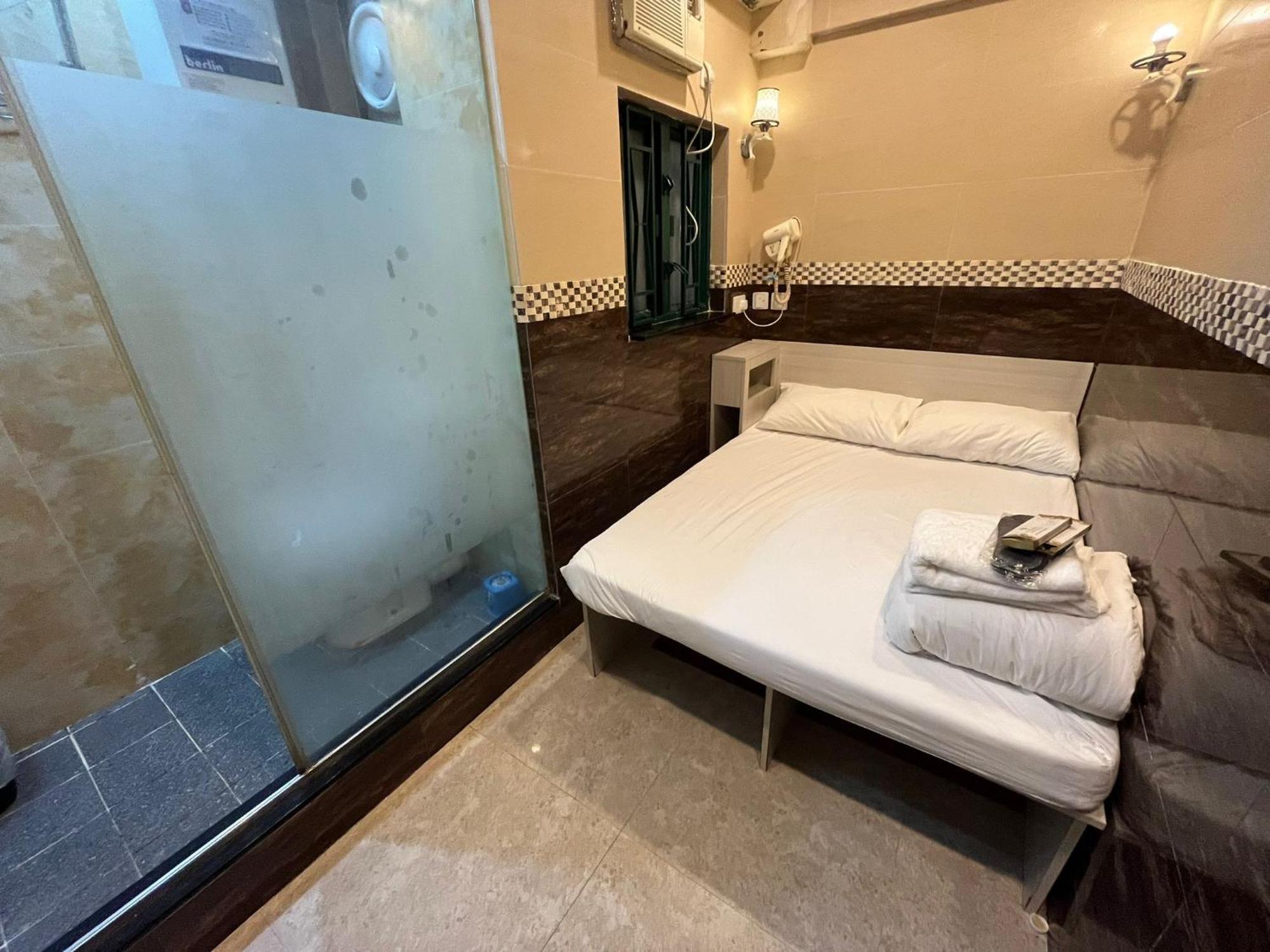 3d Romance Hostel