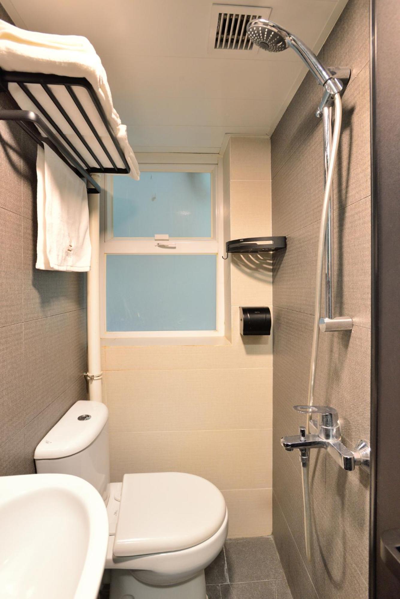 Atlas & Backpackers Guest house