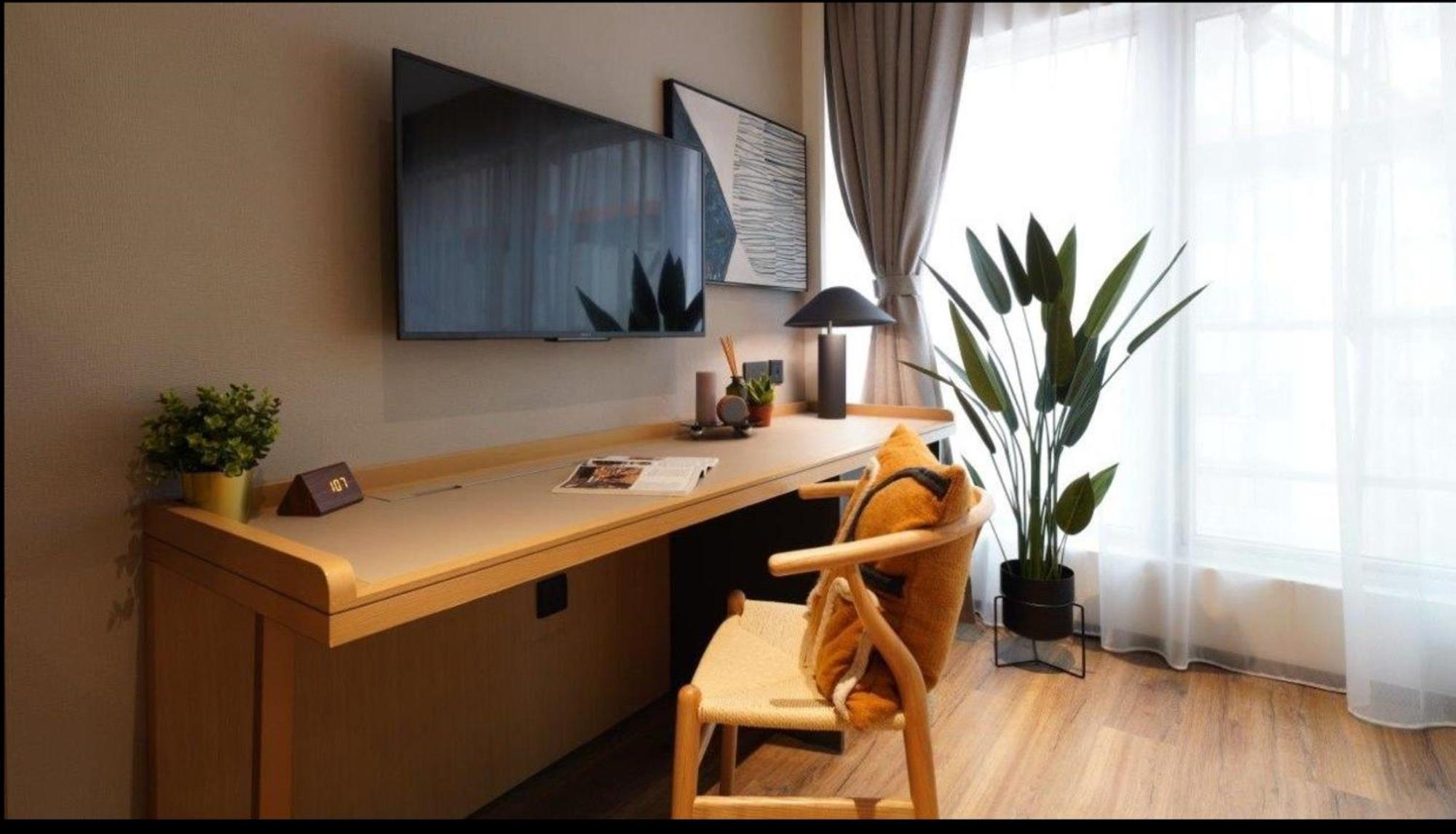 Hotel Dash Living On Prat