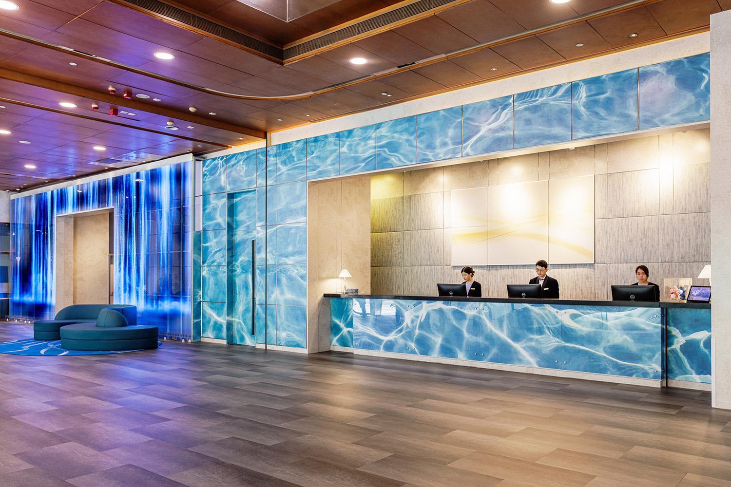 Cozi Harbour View Hotel 4*