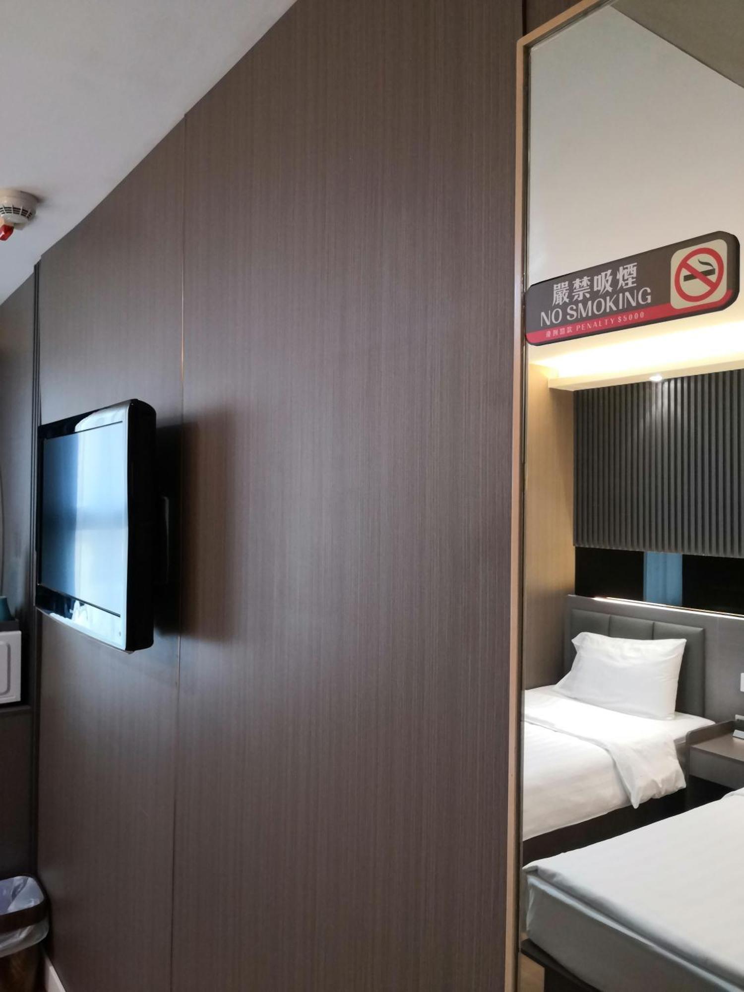 Hotel Hennessy