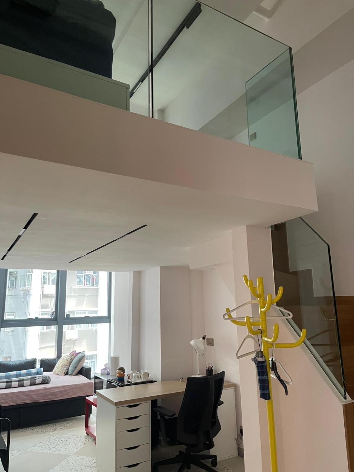 Wanchai Duplex * Hong Kong