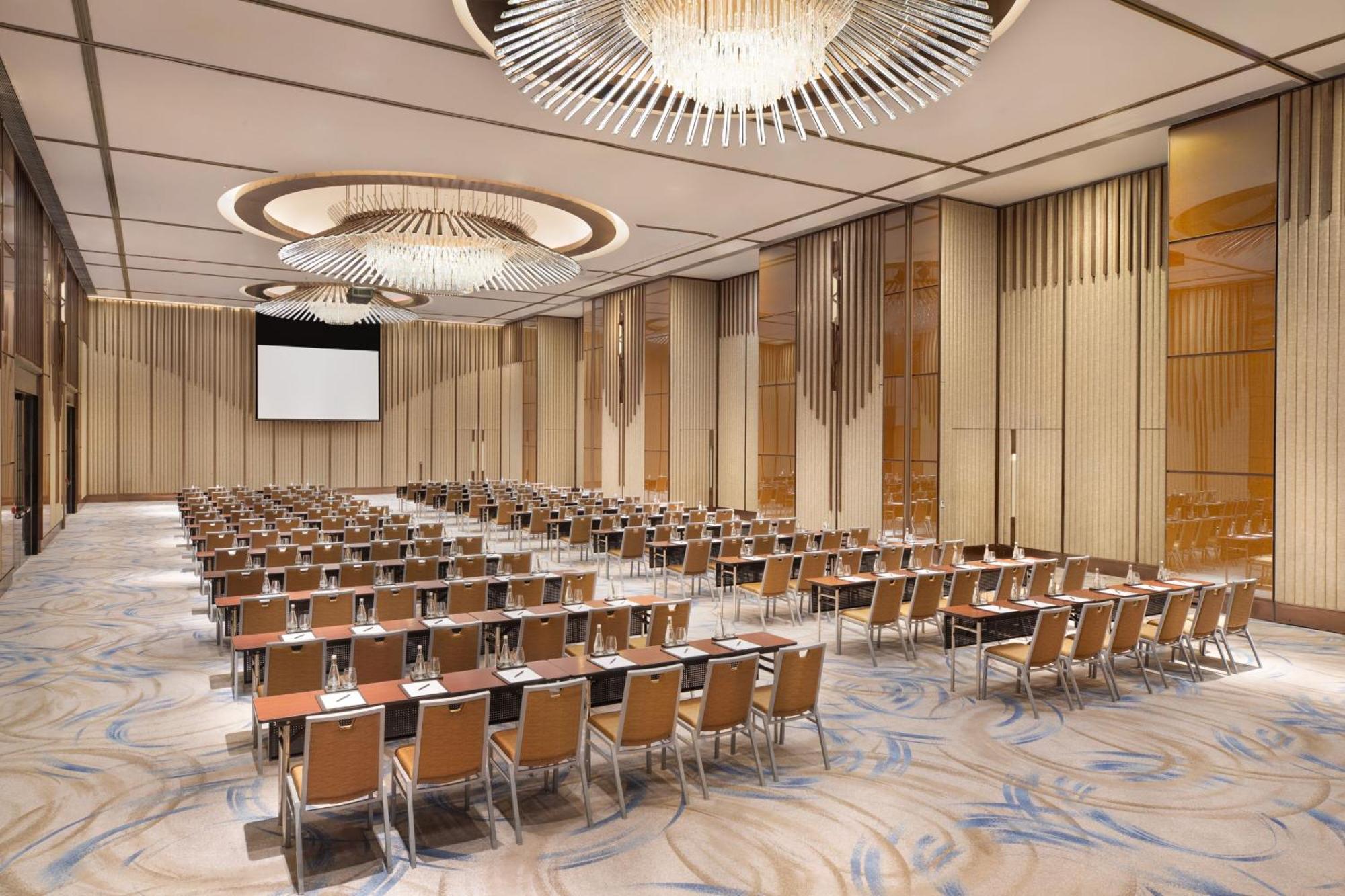 Courtyard By Marriott Sha Tin Hong Kong