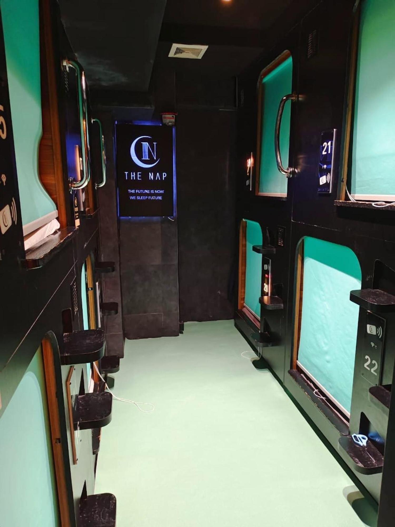 Capsule hotel Nap Hella 2*
