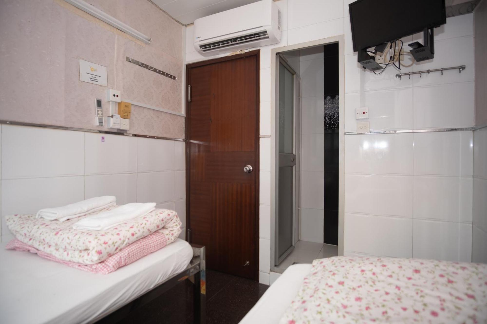 Guest house Hollywood *