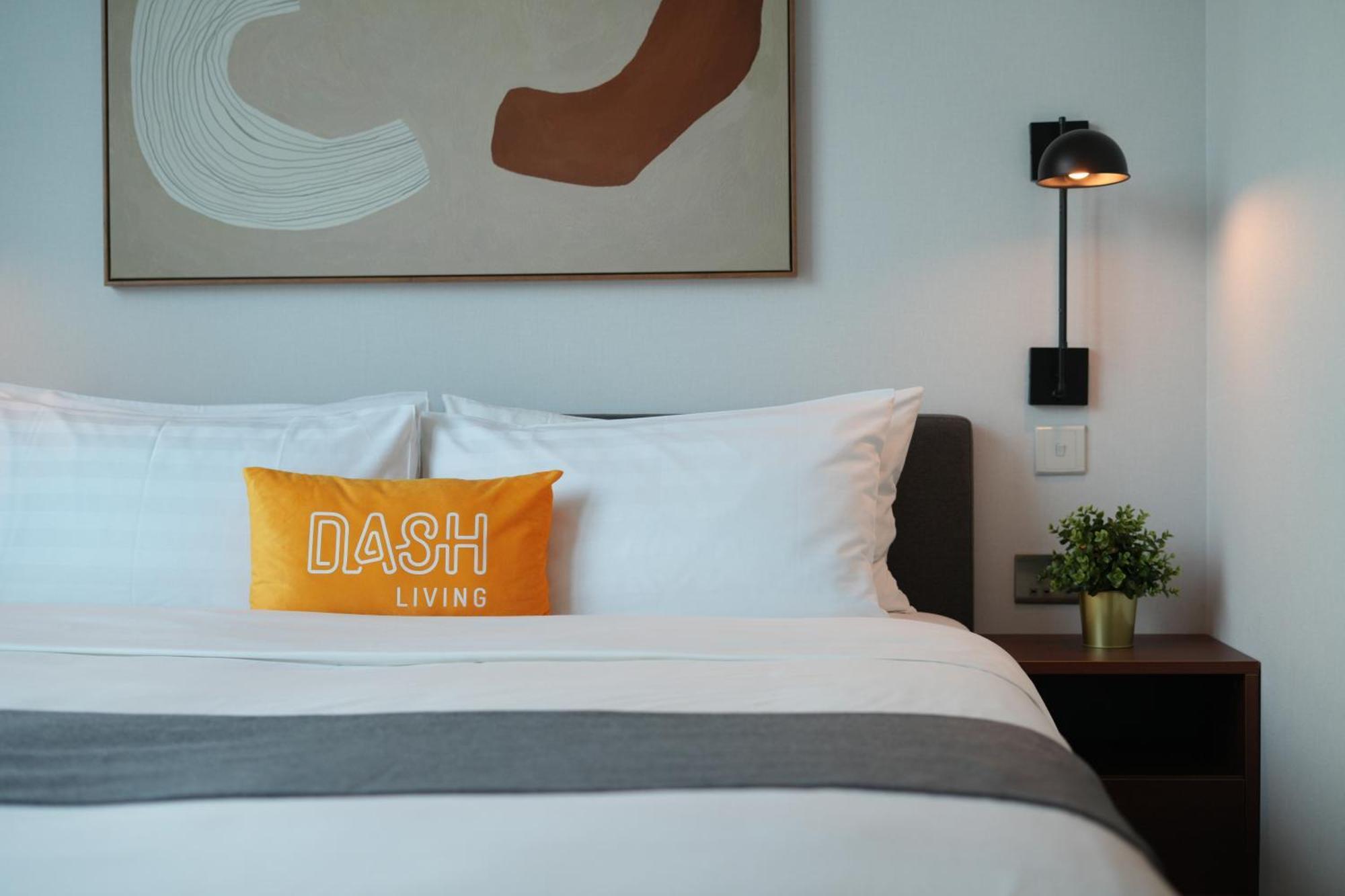 Dash Living On Queen's