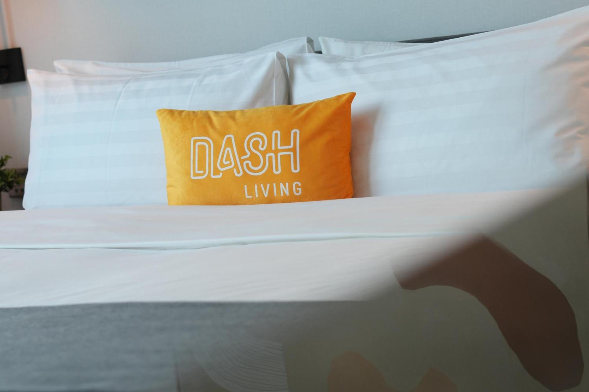 Dash Living On Queen's 4*