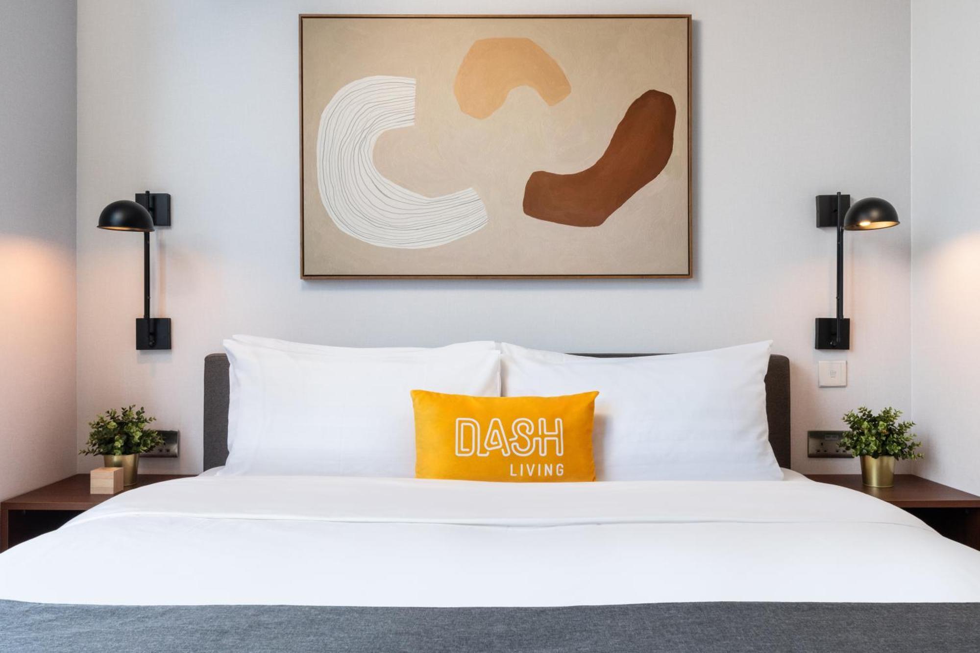 Hotel Dash Living On Queen's Hong Kong