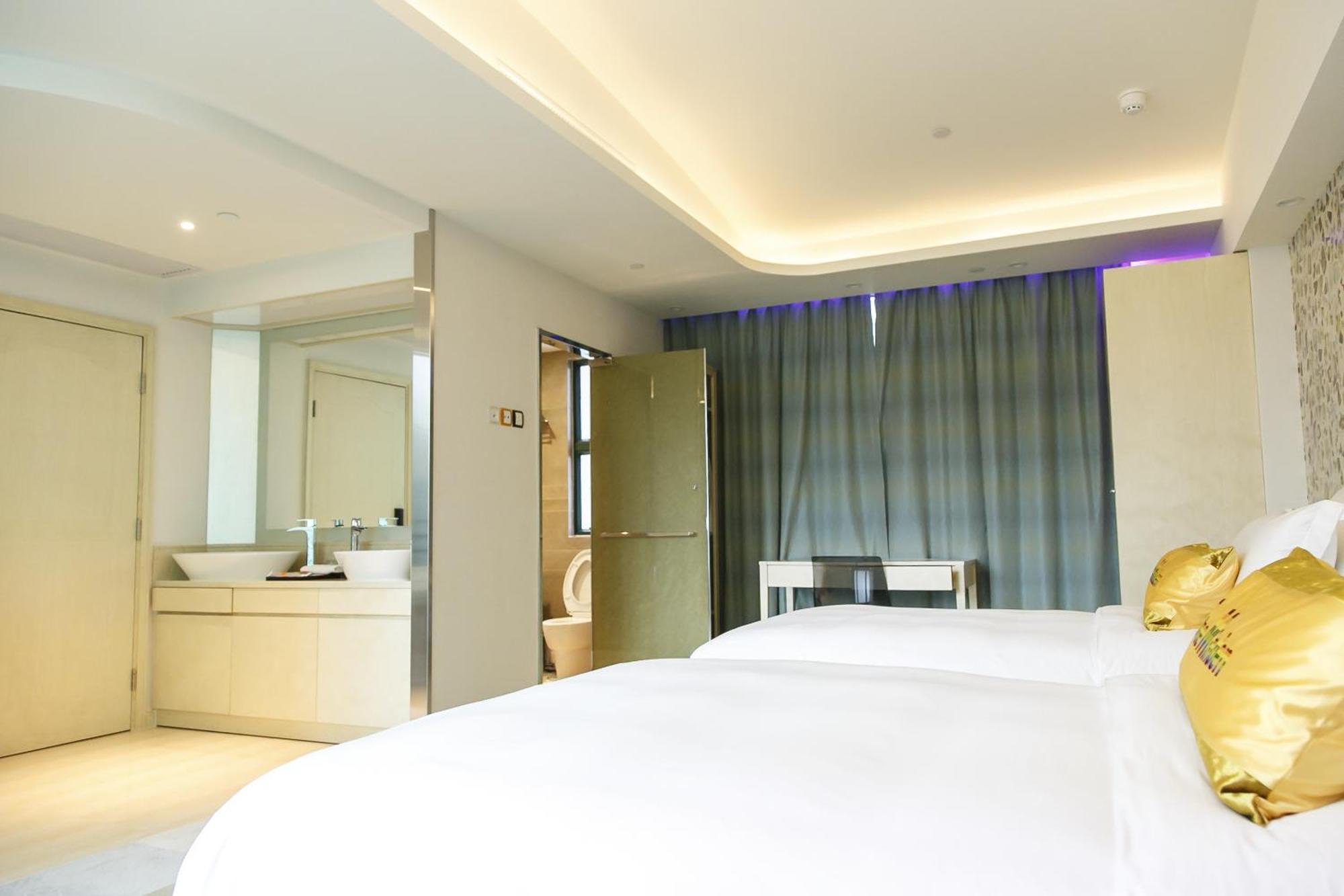 Khách sạn Harbour Bay Hong Kong