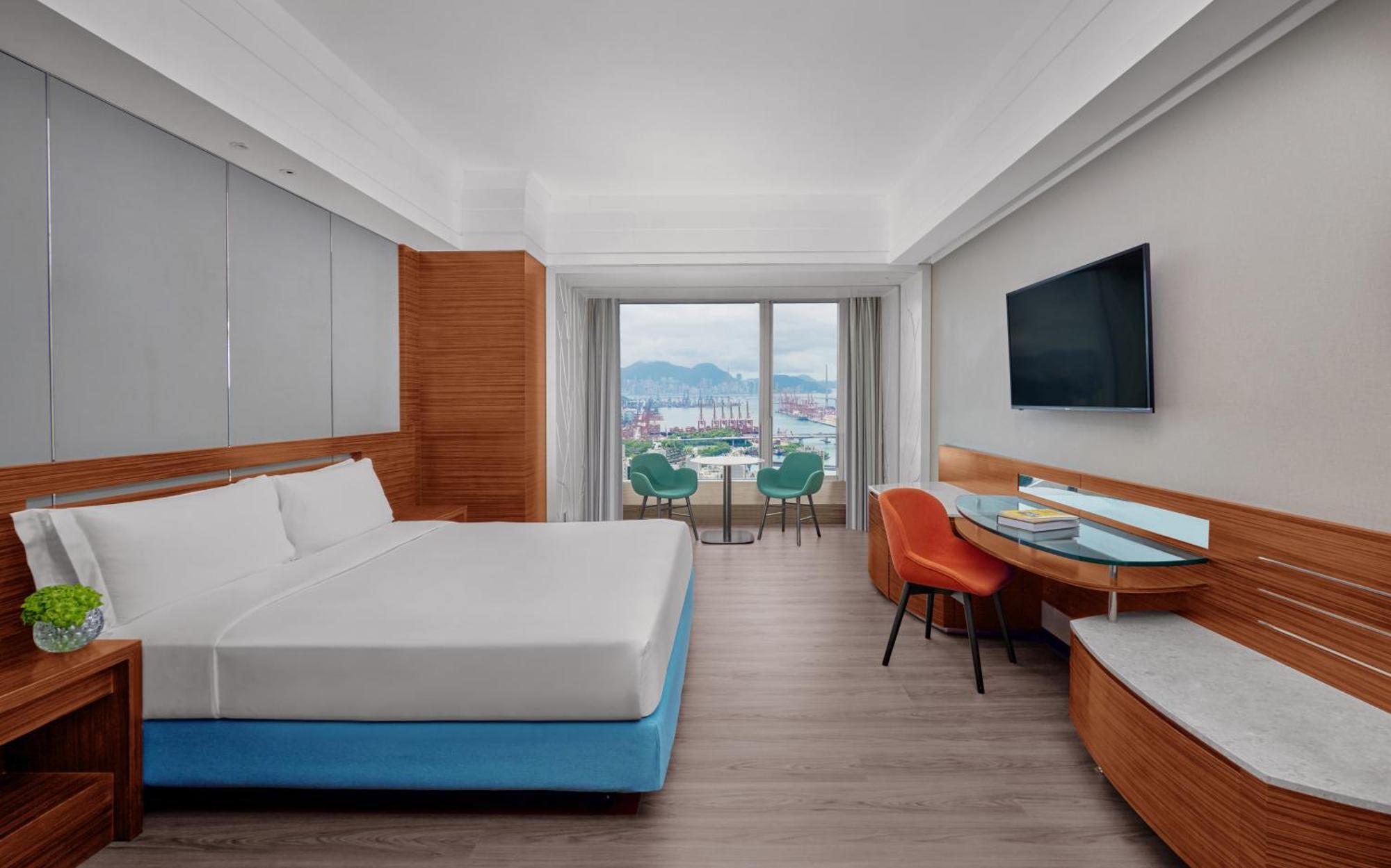Nina Tsuen Wan West Hotel 5*