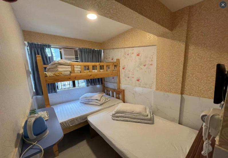 Jw Hostel *