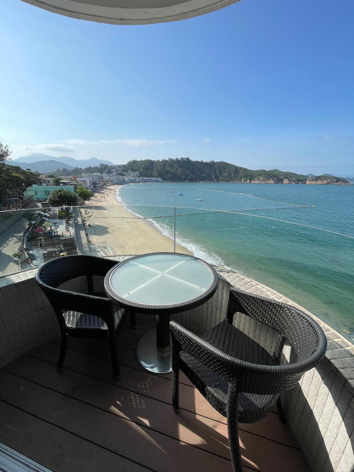 Warwick Cheung Chau