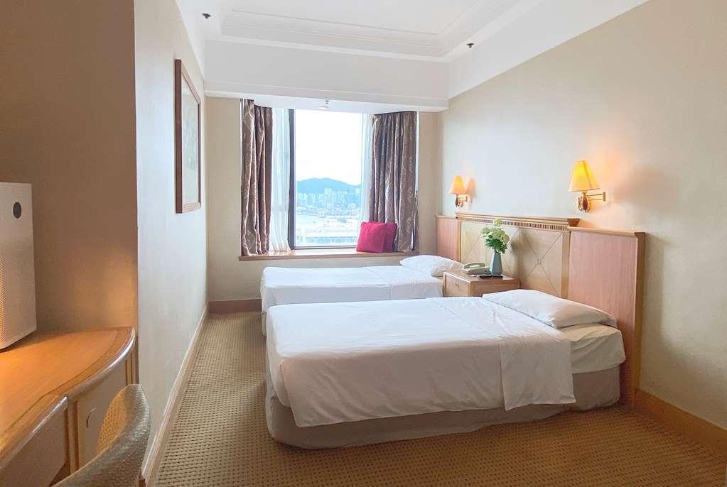 Ramada Grand View 4*