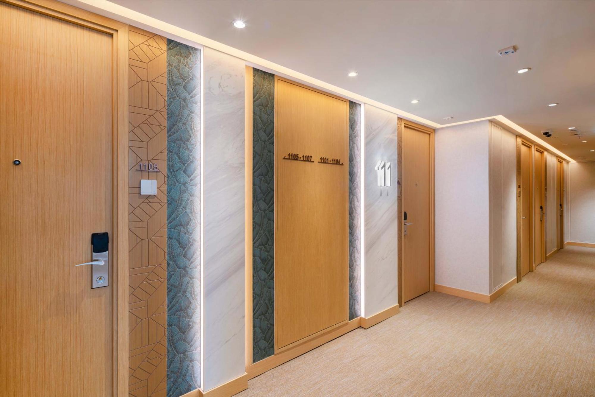 Yx Lai Chi Kok 4*