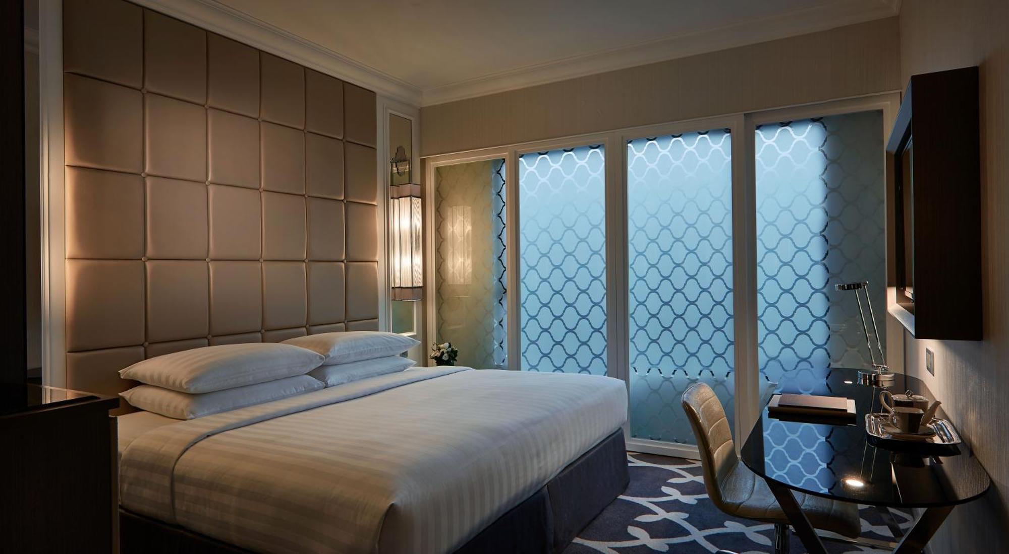 Dorsett Wanchai, Khách sạn