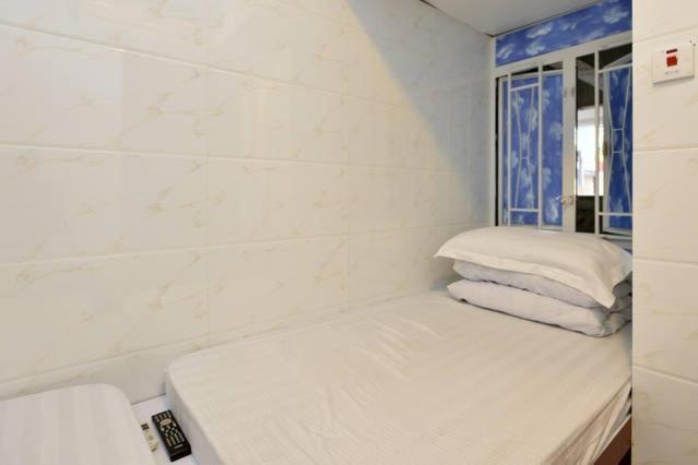 Hostel Jw *