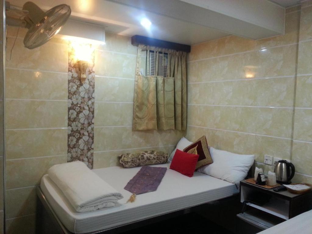 Ranjeet Hotel