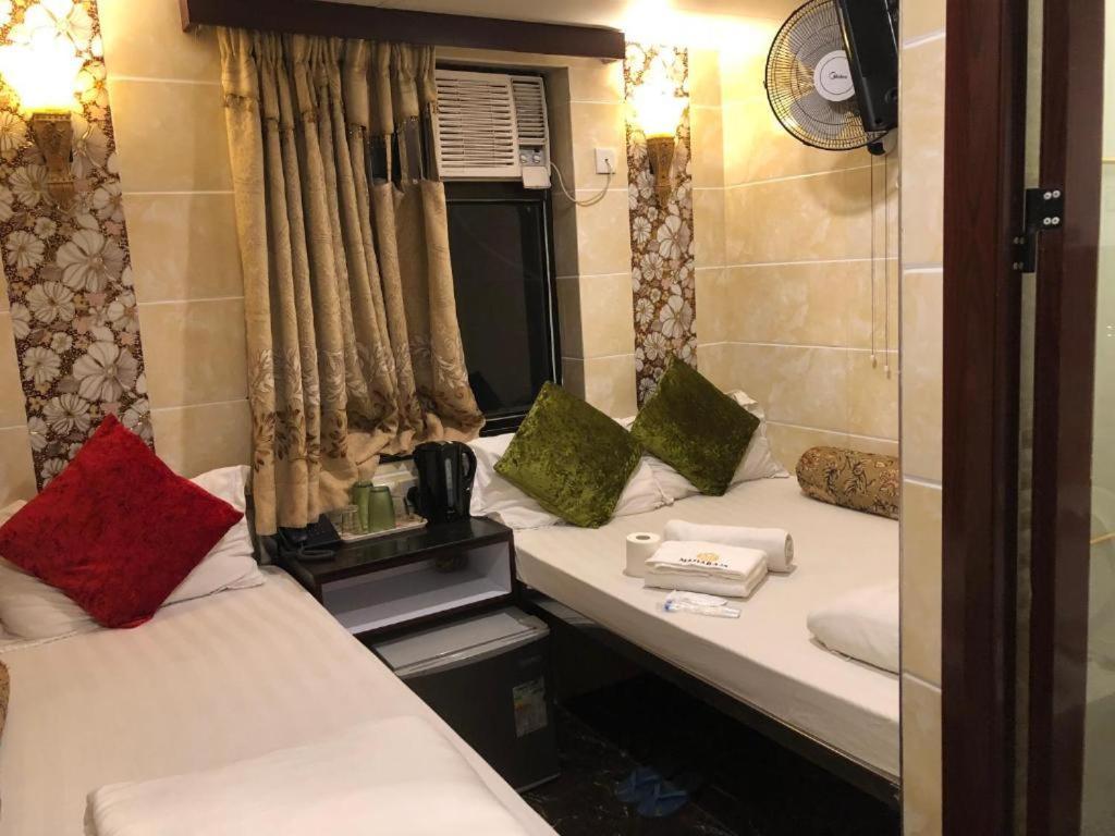 Ranjeet Hotel *