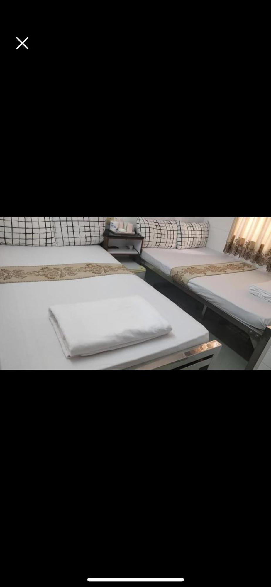 Hostel Lucky B6 *