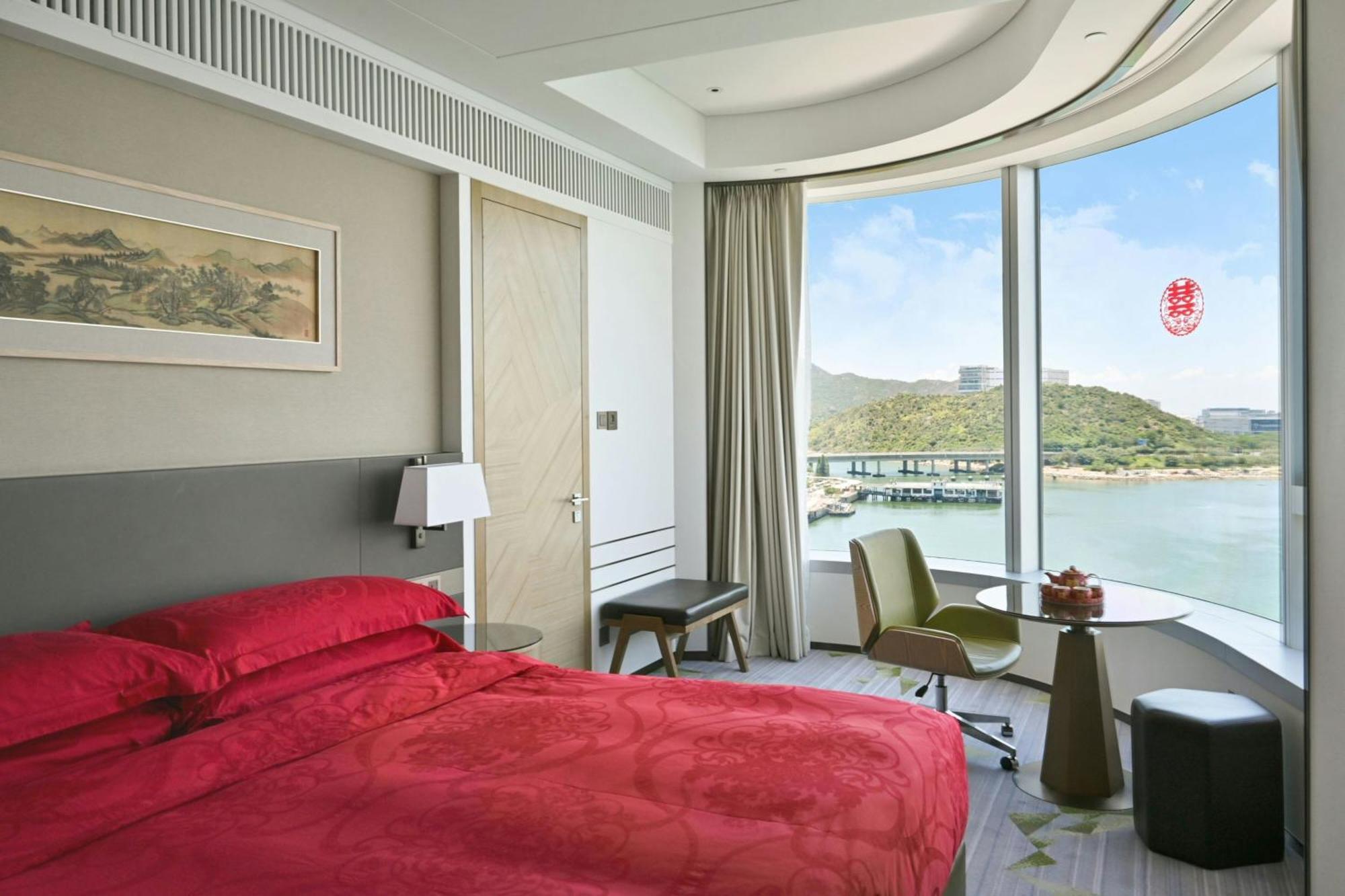 Sheraton Tung Chung Hotel