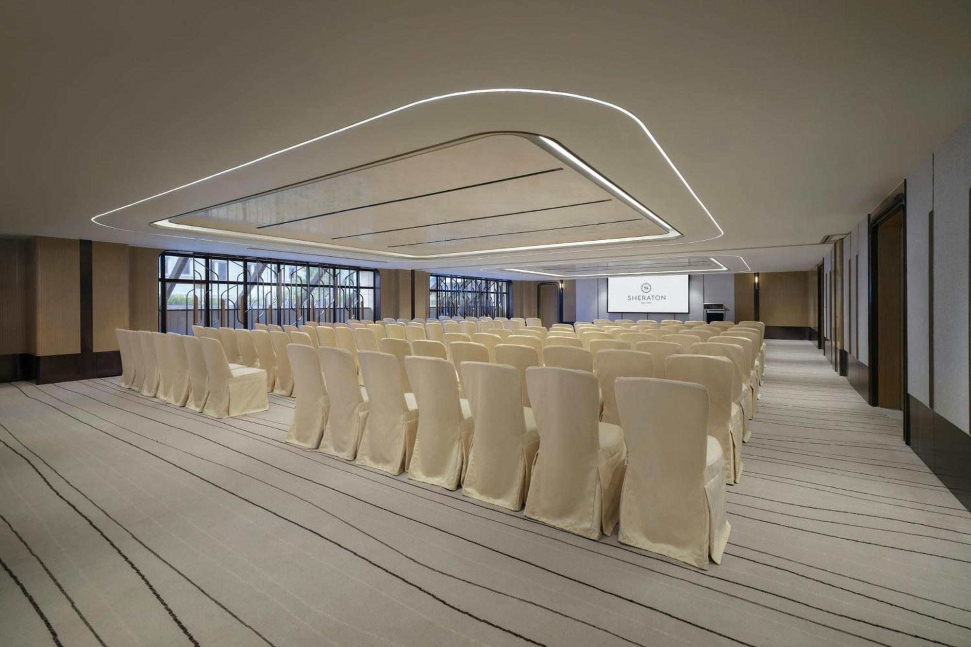 Sheraton & Towers 5* Hong Kong