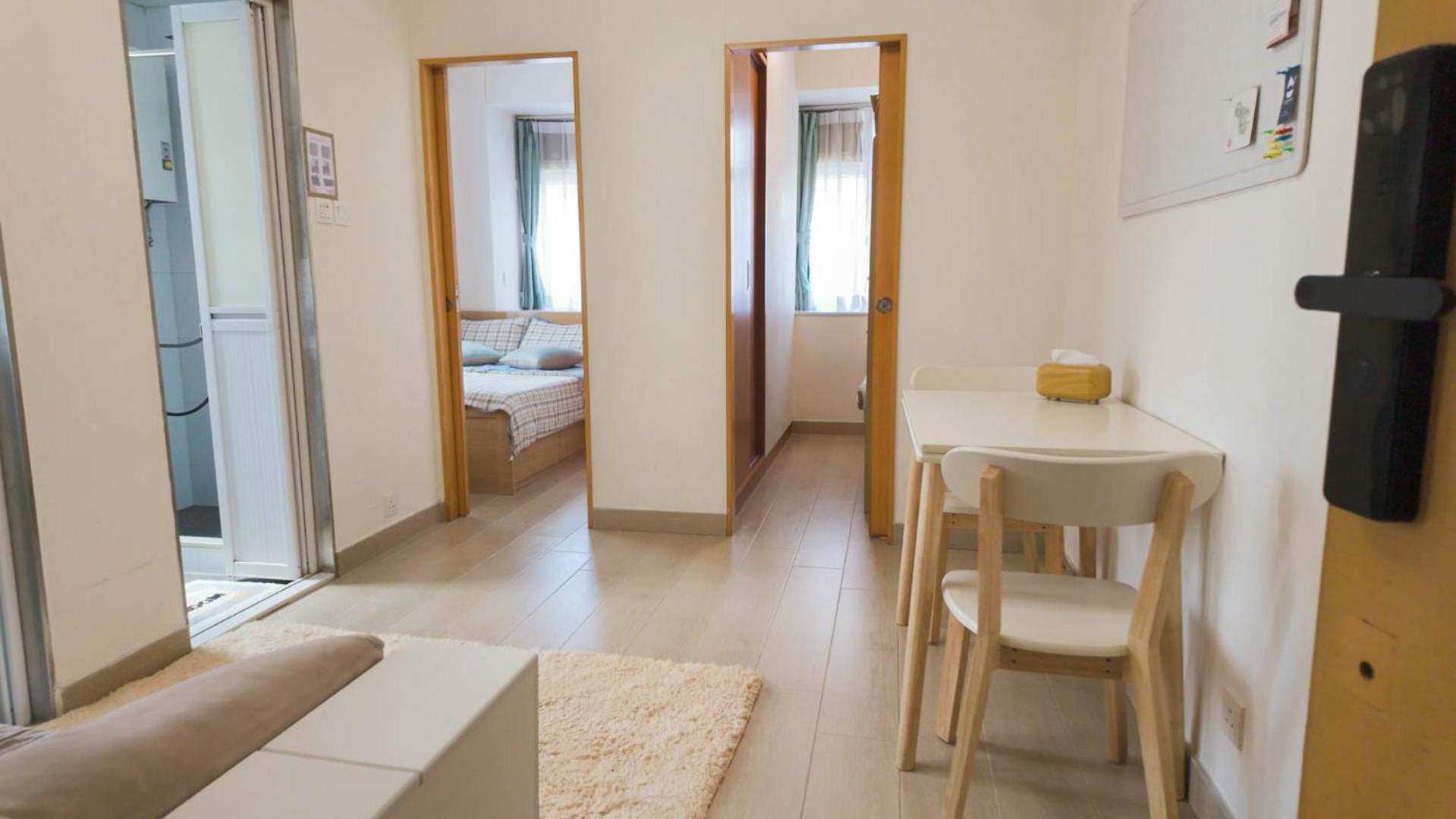 Apartment 亞朵清雅公寓2房1廰 有4床 油麻地地鐵口一分鐘 香港主街道 彌敦道正街 Hong Kong