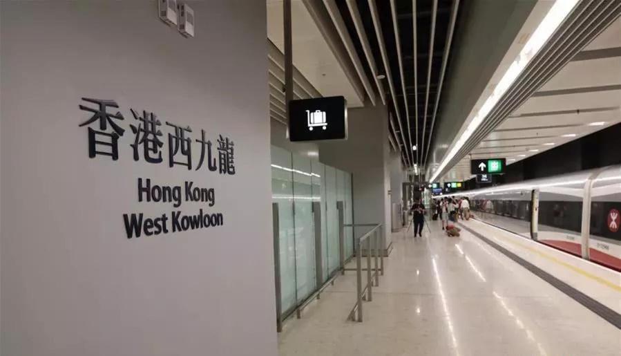 Apartment Spacious And Comfortable Full Bathroom Kitchenette Fridge Washing Machine Dedicated Work Area Near Austin Mtr Station *