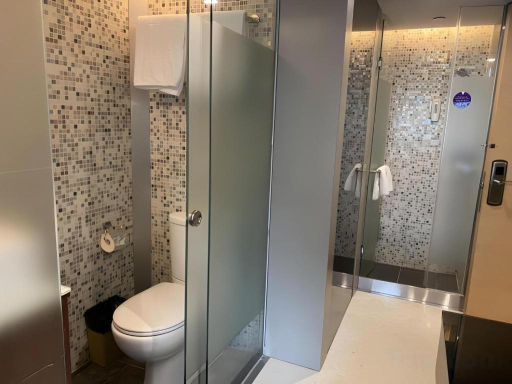 Hotel J Link