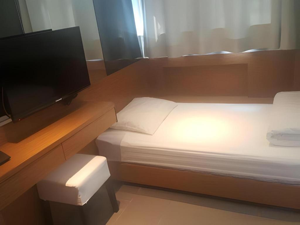 Acesite Knutsford Hong Kong