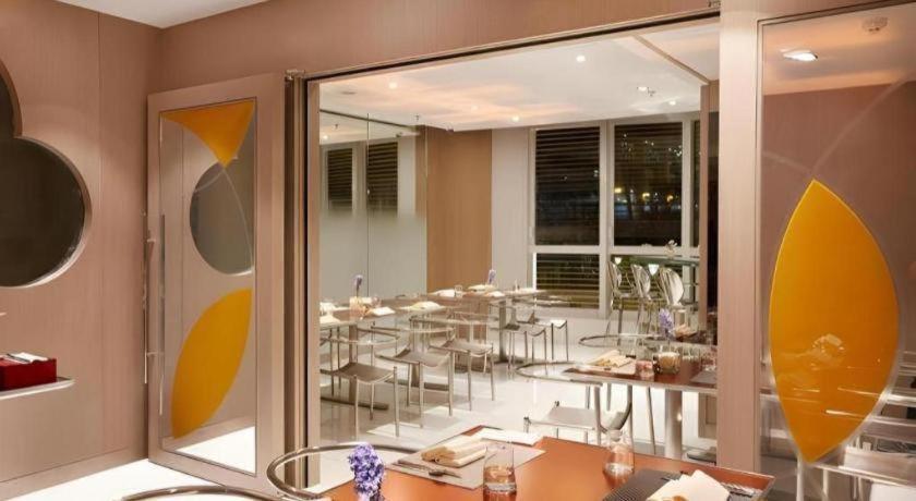 Elysion Place Causeway Bay Hotel