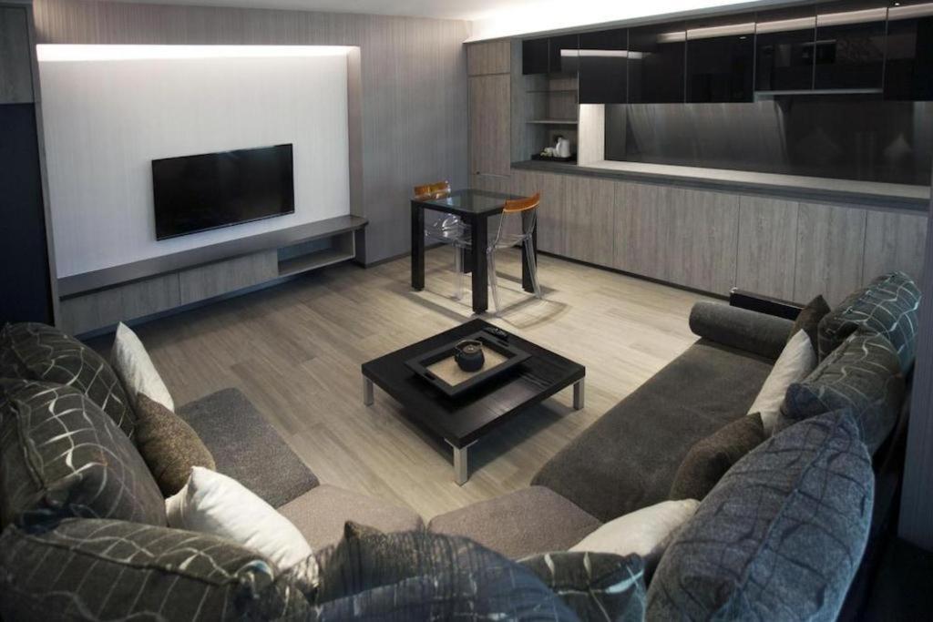Hotel M1 North Point