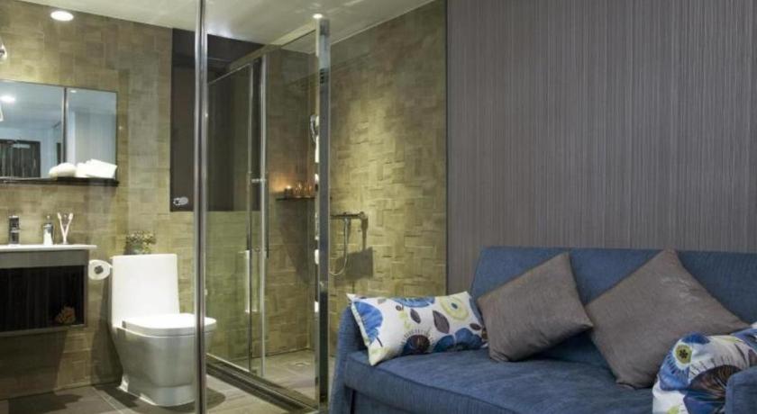 M1 North Point Hotel